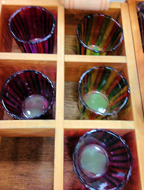 a.shop.colorglasses.JPG